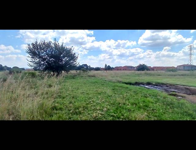 13,843M² VACANT LAND FOR SALE IN RIVERSDALE